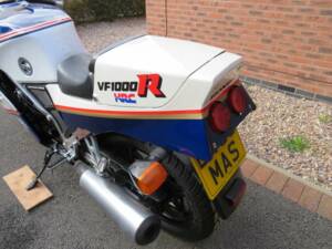 Bild 43/43 von Honda VF 1000RG (1988)