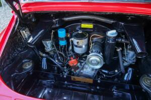 Immagine 14/50 di Porsche 912 (1966)