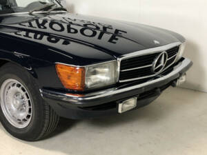 Imagen 7/36 de Mercedes-Benz 380 SL (1984)