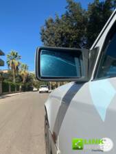 Bild 19/48 von Mercedes-Benz 200 E (1991)