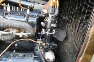 Image 29/41 of Ford Model T Touring (1925)