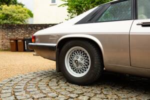 Immagine 13/40 di Jaguar XJ-S 3.6 (1988)