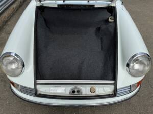 Image 14/60 de Porsche 911 2.4 T (1971)