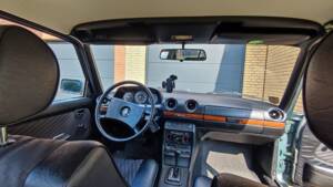 Immagine 26/45 di Mercedes-Benz 280 E (1980)