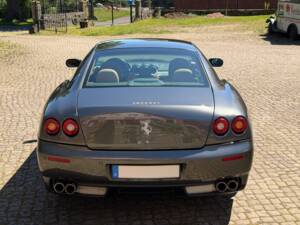 Afbeelding 3/74 van Ferrari 612 Scaglietti (2006)