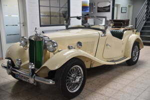 Image 20/26 of MG TD (1952)