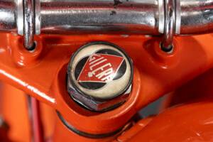 Image 50/50 de Gilera Giubileo 175 Sport (1963)