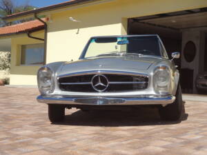 Afbeelding 5/20 van Mercedes-Benz 230 SL (1963)