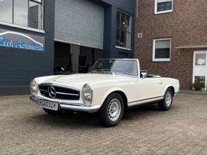 Image 3/100 of Mercedes-Benz 280 SL (1970)