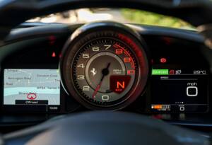 Bild 20/36 von Ferrari GTC4Lusso T (2020)