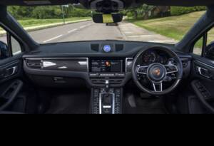 Bild 14/28 von Porsche Macan S (2020)