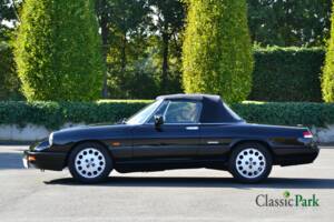 Image 7/50 of Alfa Romeo 2.0 Spider (1990)