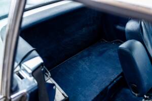 Image 17/31 of Mercedes-Benz 560 SL (1987)