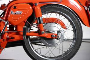 Bild 17/50 von Gilera Giubileo 175 Sport (1963)