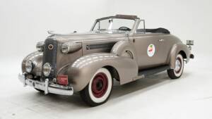 Image 1/15 of Cadillac 60 Special (1937)