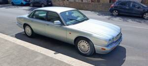 Image 26/33 of Jaguar XJ6 3.2 Executive (1995)
