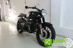 Bild 1/10 von BMW DUMMY (1982)