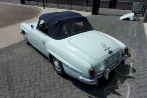 Image 19/43 of Mercedes-Benz 190 SL (1957)
