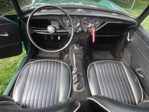 Image 2/49 of Triumph Spitfire Mk II (1965)