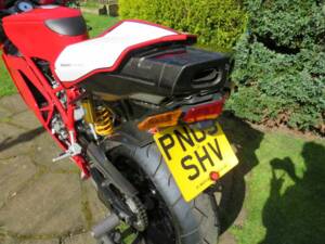 Bild 47/48 von Ducati 749 R (2005)