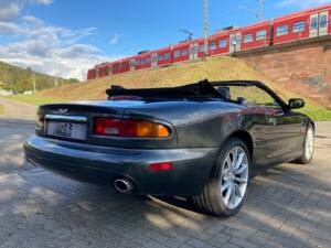 Image 8/28 of Aston Martin DB 7 Vantage Volante (2001)
