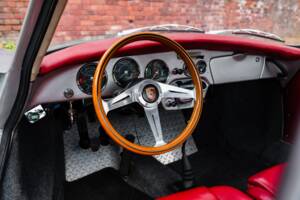 Image 28/48 of Porsche 356 C 1600 (1964)