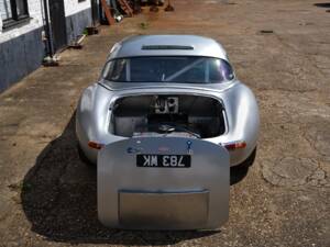 Image 19/50 de Jaguar Type E 3.8 (1970)