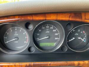Image 18/19 de Jaguar XJ6 3.0 (2005)