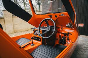 Image 41/56 of Bond Bug (1973)