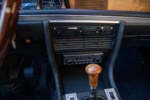 Image 21/56 of BMW 2800 CS (1969)