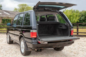 Image 32/50 de Land Rover Range Rover 4.0 HSE (2001)