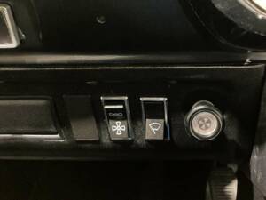 Image 38/38 of Ford Escort Twin Cam (1970)