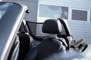 Image 28/32 of BMW Z8 (2001)
