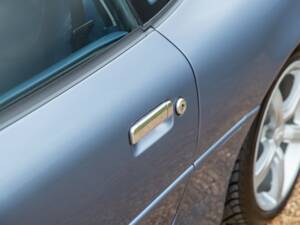 Image 21/74 of Aston Martin DB 7 GT (2004)