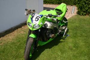 Image 2/5 of Kawasaki ZX-9R (2001)