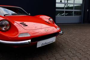 Image 7/35 of Ferrari Dino 246 GT (1972)