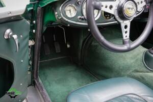 Image 7/59 of Austin-Healey 100&#x2F;6 (BN6) (1958)