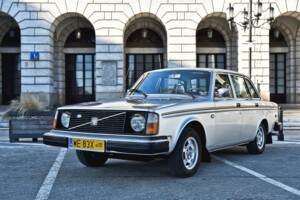 Image 9/38 de Volvo 244 DLS (1977)