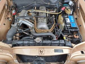 Image 9/73 of Mercedes-Benz 280 SE (1971)