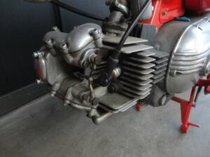 Image 6/9 of Aermacchi DUMMY (1964)
