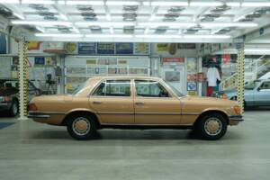 Image 14/50 de Mercedes-Benz 350 SE (1973)