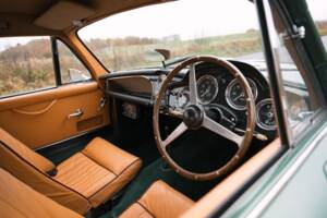 Image 12/31 of Aston Martin DB 2/4 Mk III (1958)