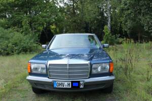 Image 5/51 de Mercedes-Benz 500 SE (1984)