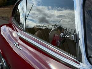 Bild 9/21 von Jaguar E-Type V12 (2+2) (1971)