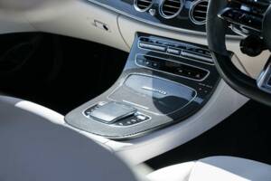 Image 39/45 de Mercedes-Benz AMG E 63 S 4MATIC+ T (2021)