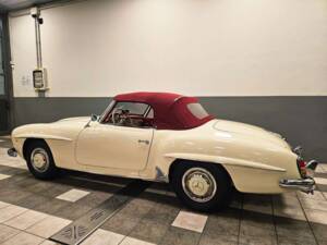 Image 5/14 of Mercedes-Benz 190 SL (1961)