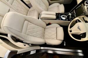Image 27/50 of Bentley Continental GTC (2011)