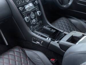 Afbeelding 50/69 van Aston Martin DBS (2012)