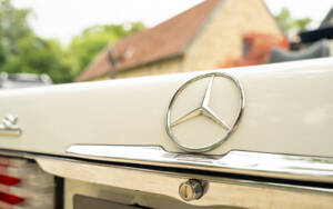 Imagen 39/89 de Mercedes-Benz 280 SL (1977)