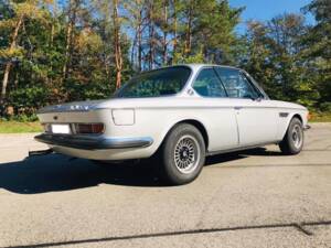 Image 9/20 of BMW 3.0 CS (1975)